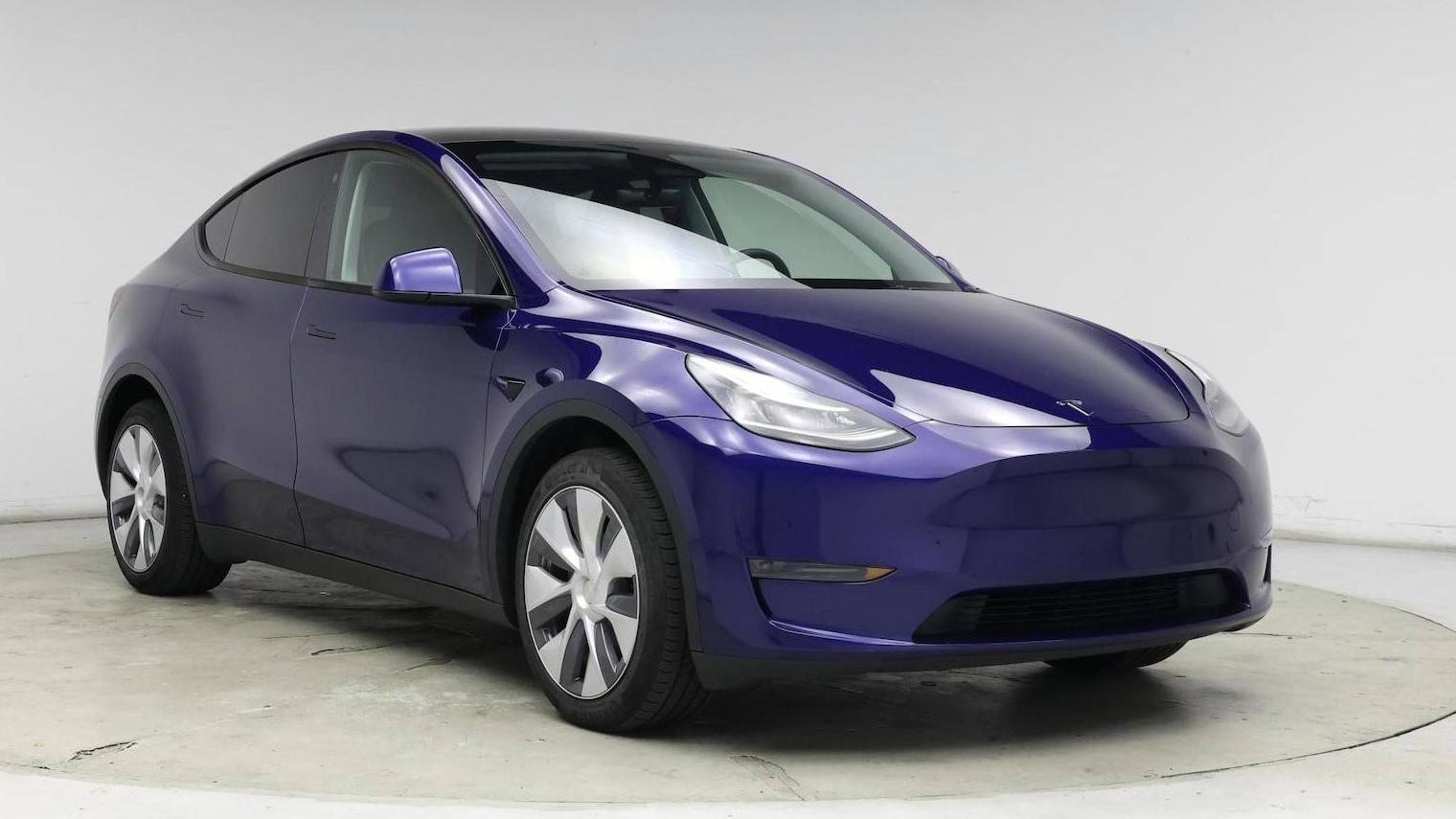 TESLA MODEL Y 2023 7SAYGDEE0PA092524 image